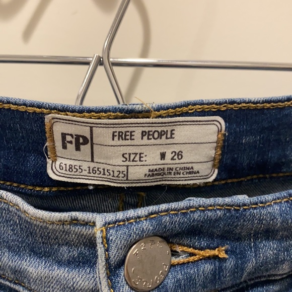 Free People fringe bottom jeans - Picture 3 of 5